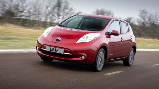 Электромобили Nissan подешевеют на 20%