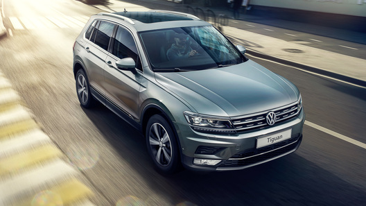 Стартовали продажи нового кроссовера VW Tiguan в РФ Стартовали продажи нового кроссовера VW Tiguan в РФ