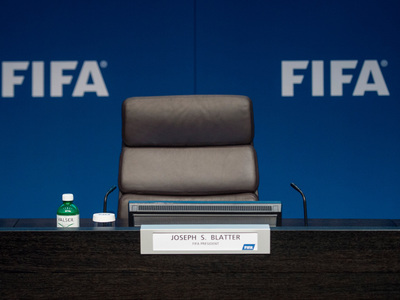Комитет по этике FIFA вправе отстранить Блаттера