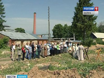 В музее-усадьбе Полотняный Завод началось строительство храма