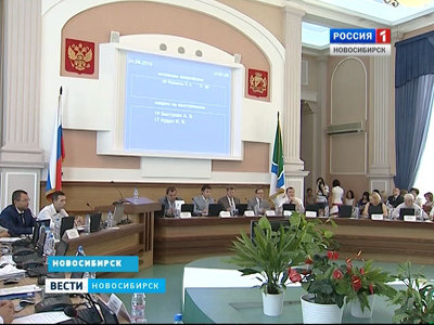 Новосибирские депутаты попросят поддержки у Москвы на ремонт дорог