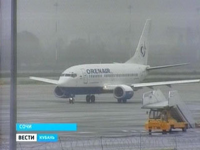 В краснодарском аэропорту самолет выкатился за пределы взлётно-посадочной полосы
