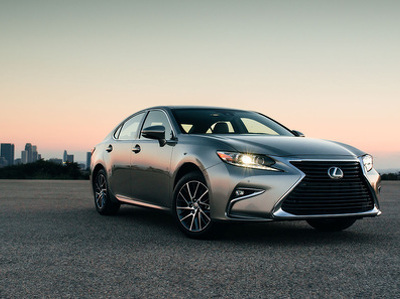 Lexus поделился подробностями об обновленном ES