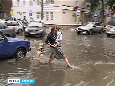 Ливень в Воронеже заставил город немного поплавать