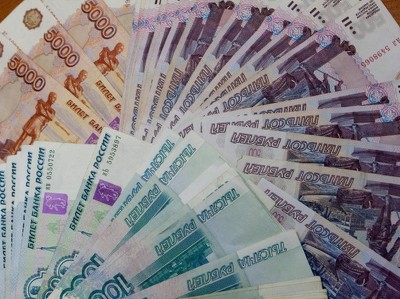 Дефицит бюджета достиг 994 млрд руб. (2,1% ВВП)