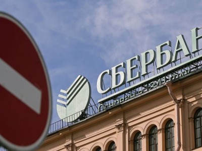 Санкции для банков РФ: и здесь и там