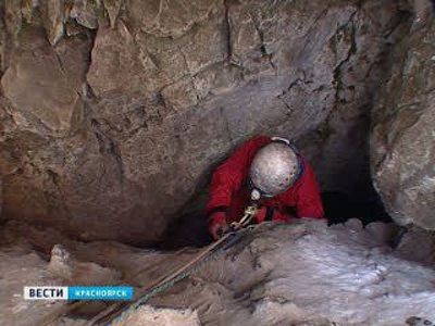 Из пещеры на Торгашинском хребте спасли пострадавшего туриста