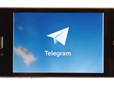 Сноуден: мессенджер Telegram небезопасен