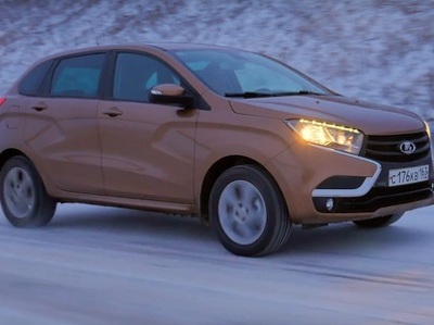 АвтоВести Online: первый в мире тест-драйв Lada Xray!