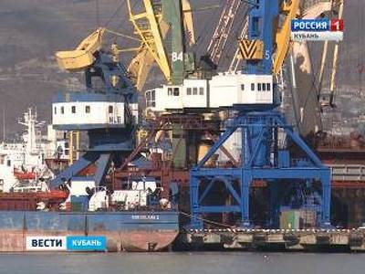 Из Новороссийска в Крым доставят 20 000 тонн топлива