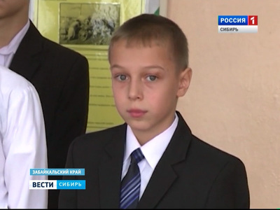 В Забайкалье шестиклассник спас маленькую девочку от стаи собак