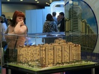 85 россиян решили взять ипотеку в валюте в 2015 году