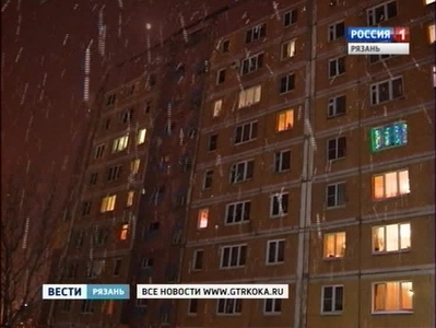 В Рязани из окна жилого дома выпал ребенок