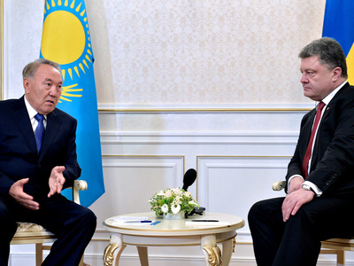"Евразийская тройка" встречается с Порошенко во Дворце независимости