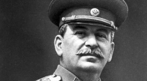 Транспарант со Сталиным, растянутый на Плющихе, вызвал резонанс в Интернете