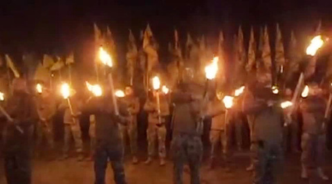 Открытие памятника в Мариуполе закончилось факельным шествием