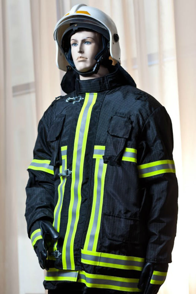 Работы по созданию материала поддержало МЧС, и по заказу министерства уже изготовлена опытная партия защитных костюмов (фото НИТУ "МИСиС").